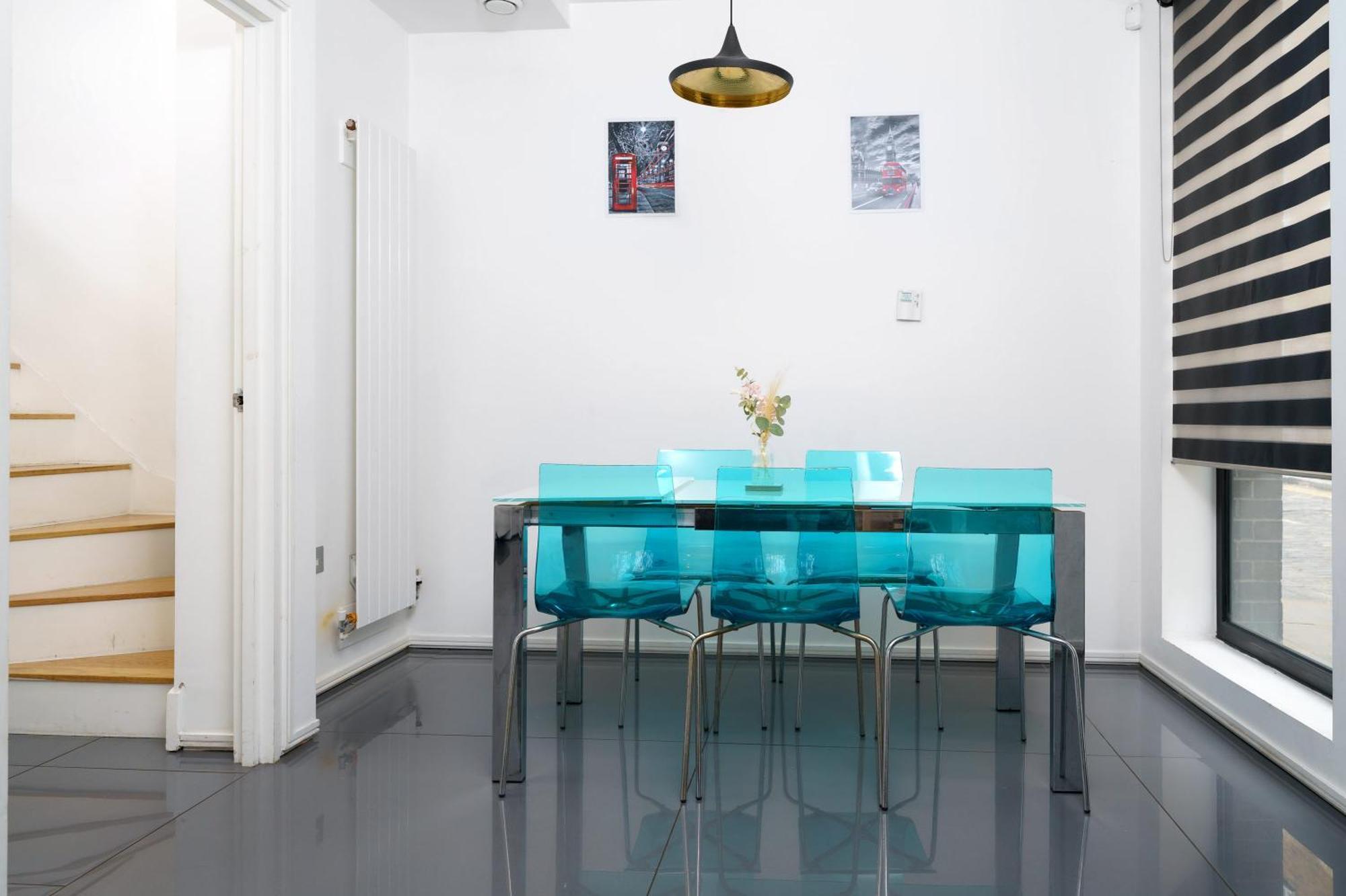 En-Suite Room In Zone 1 런던 외부 사진
